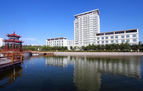 衡水科技工程學(xué)校招生有什么特別限制嗎？