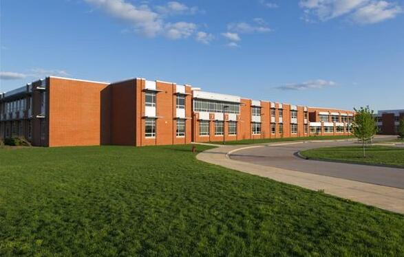 還在苦苦追尋一個承諾嗎？濟(jì)南市技師學(xué)院滿足你！