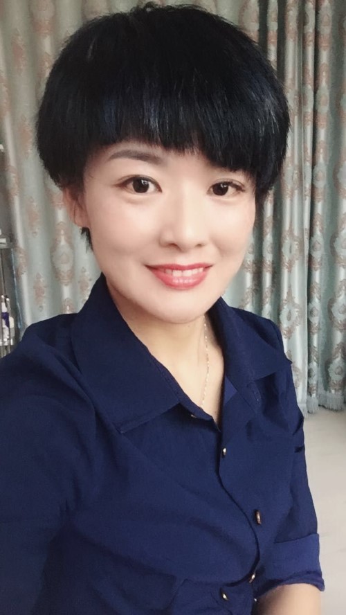 纖指圓夢想！保定東方技工學(xué)校創(chuàng)業(yè)者——李丹！  