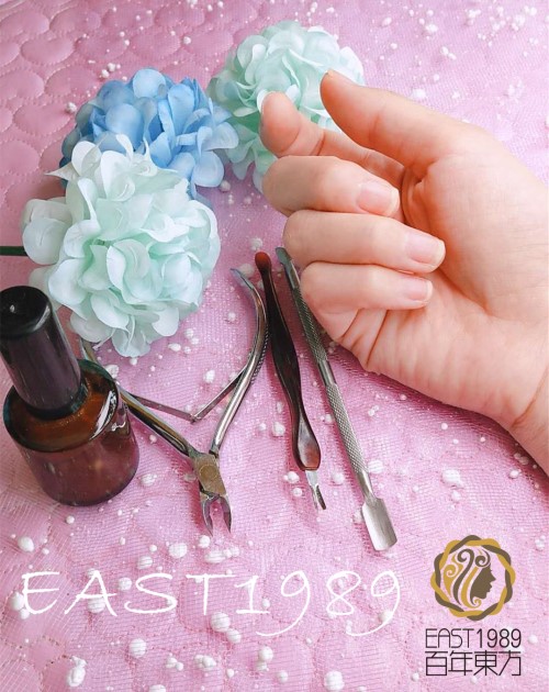  青花美甲怎么做？保定東方技工學(xué)校教你巧做美甲！