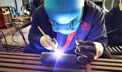 保定哪個學(xué)校有短期焊工培訓(xùn)？   