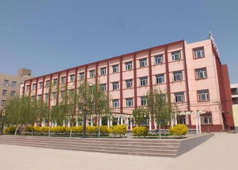 張家口裝備制造技工學校