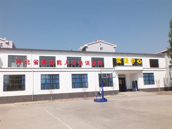 張家口裝備制造技工學(xué)校值得選擇嗎？