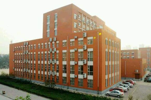 邯鄲市第二財經(jīng)學校好嗎？學生都能享受到哪些待遇？