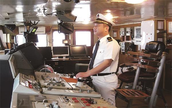 山東有海事學(xué)校嗎？