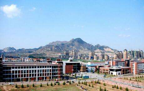 山東人民學(xué)院哪里好了？