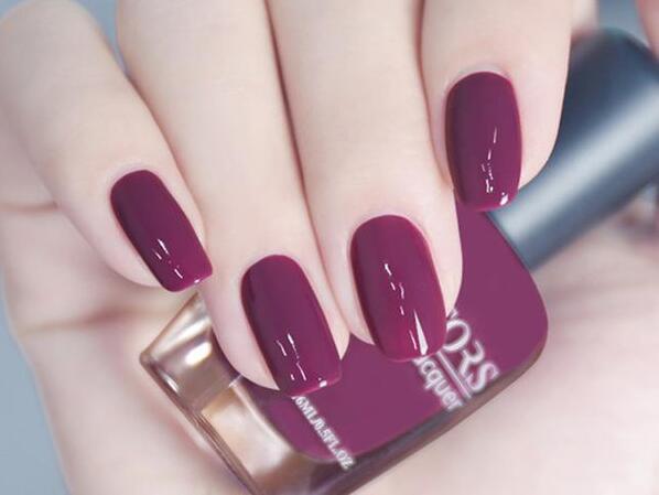 學(xué)美甲，就到保定世紀(jì)美黛美容美發(fā)學(xué)校！