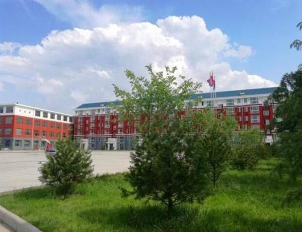 齊光科技文化專業(yè)學(xué)校有口腔醫(yī)學(xué)專業(yè)嗎？