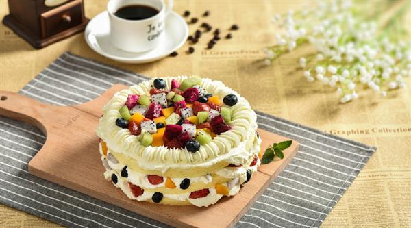 西點(diǎn)烘焙行業(yè)的發(fā)展前景怎么樣？邢臺市荔枝村烘培專修學(xué)校為你揭曉！