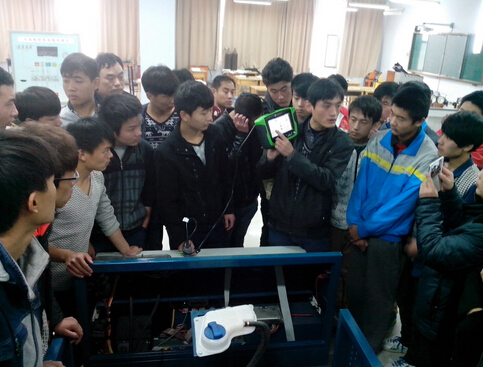 班校長(zhǎng)講課大放異彩