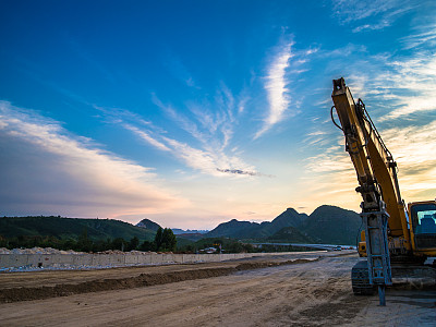 濟(jì)南駿大挖掘機(jī)培訓(xùn)學(xué)校開設(shè)哪些培訓(xùn)課程？