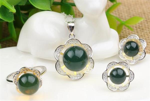 首飾類專業(yè)需要學(xué)習(xí)哪些技能？邢臺汽修服裝學(xué)校為你解答！