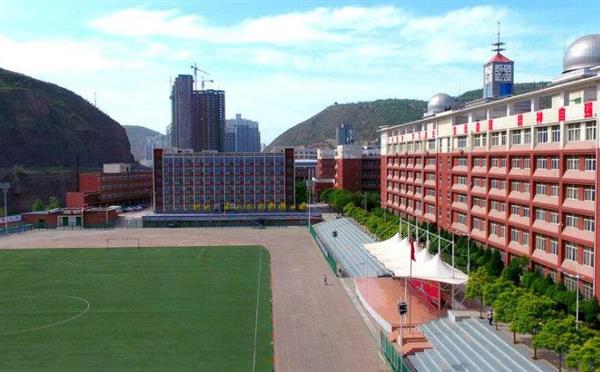 北京財經專修學院都有哪些值得稱道的地方？