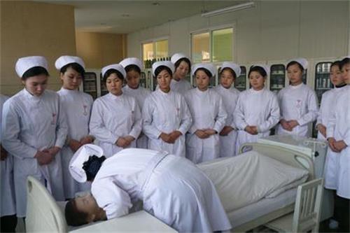 石家莊天使護(hù)士學(xué)校怎么報(bào)名？對學(xué)生有哪些優(yōu)惠政策？